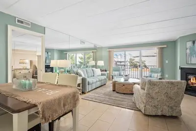 Image de Condo 3 chambres avec vue magnifique sur l'océan!