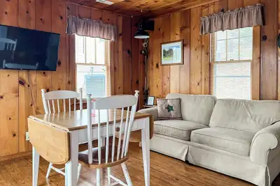 Image de Ken's Kabin - Cabine 1 chambre au bord du lac des Ozarks