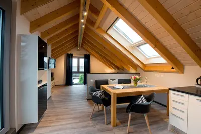 Image de 15% de bonnes affaires d'hiver dans le Dachloft - Apartmenthaus Horster