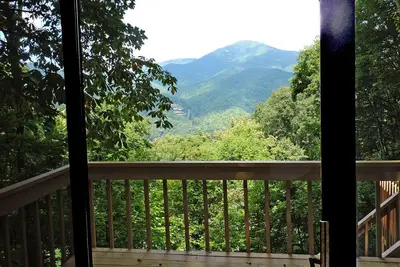 Image de Profitez d'une vue spectaculaire sur les Smoky Mountains depuis ce confortable bain 2 salles de bain 2