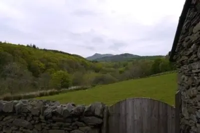 Image de Country Cottage, chaleureux, confortable et accueillant avec de superbes vues