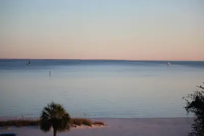 Image de Maison flambant neuve face à la plage, pour 12-16 personnes