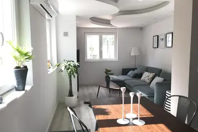 Image de Belle Maison Seulement À 20 Min De Barcelone Avec Piscine Et Barbecue!
