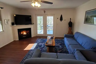 Image de Driftwood Cottage - WiFi - Clôturé - Cheminée - Animaux Ok