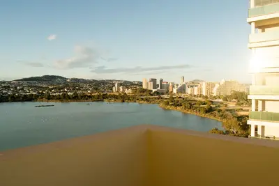 3 chambres 2 salles de bains penthouse avec vue sur la mer à 100 mètres de la plage