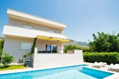 Image de Stella kastela by Interhome