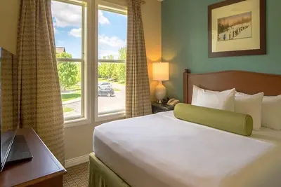 Image de Grande villa de deux chambres à coucher à Boyne Falls, dans le nord du Michigan, du 7/28 au 8/2