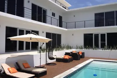 Villa de luxe avec vue sur la mer des Caraïbes