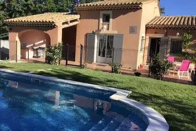Image de Jolie Villa PROVENÇALE Au CŒUR Du Parc Du LUBÉRON A 7 Min De Gordes