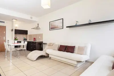 Image de Appartement Ă 200m de la plage du parc olympique A303