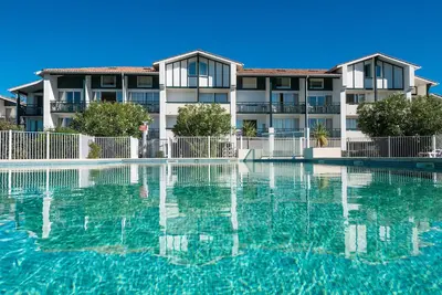 Image de Super endroit! Bel Appartement avec terrasse \/ loggia, Wi-Fi et parking