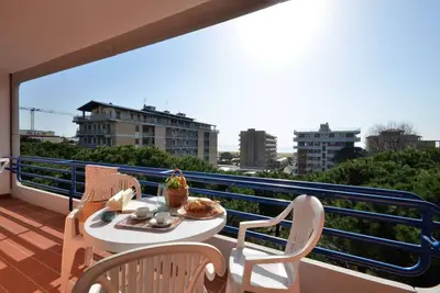 Image de Appartement de vacances avec climatisation et balcon