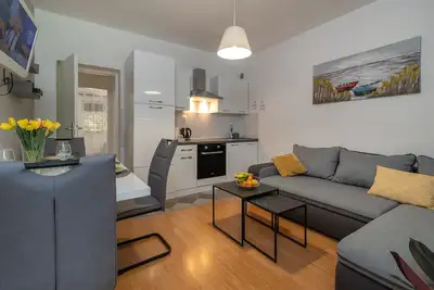 Image de Villa Mirella, Trogir à 20 m de la mer, bel appartement 'Aleera' 2 + 1