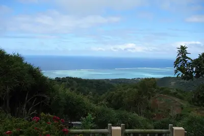 Image de La Case Mon Calme  + piscine est parfaite pour des vacances régénérantes