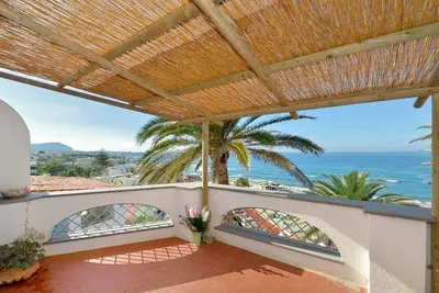 Image de Ermitage de Montevergine: Galatée, la Plus Panoramique Avec Terrasse Privée