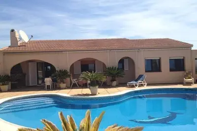 Image de Belle maison pour 6 personnes, rêve Piscine et Parking et Wifi et climatisation