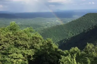 Image de \"Retraite de Winnie. \"    Fantastique vue sur la montagne