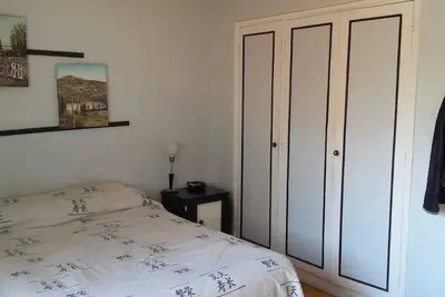 Belle déco entière à part entière équipée! 2 pièces (8 mois minimum)