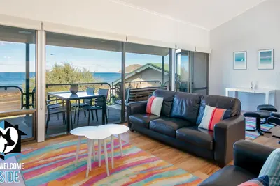 Image de Beau front de mer 3br avec de superbes vues