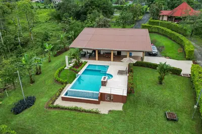 Image de Casa Colibri La Fortuna, San Carlos