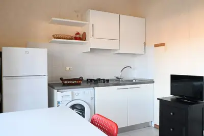 Image de M056 - Marcelli, two-room apartment with terrace 100 meters from the sea