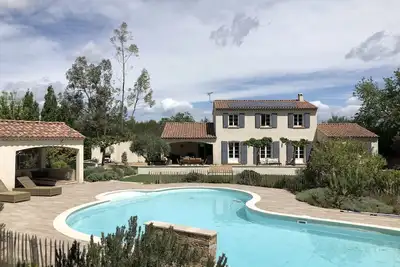 Image de Villa provençale en campagne aixoise, calme et ensoleillée