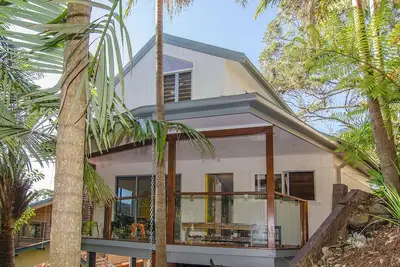 Image de Byron Bay The Pass Beach House - Plage, Bush et Ville, tout ce dont vous avez besoin.