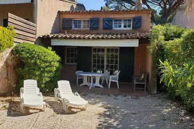 Image de Gigaro - Mas spacieux climatisé, plage à pied