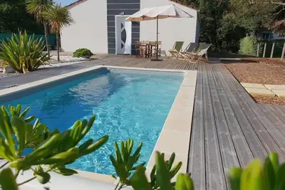 Image de 008 - Jolie villa contemporaine avec piscine
