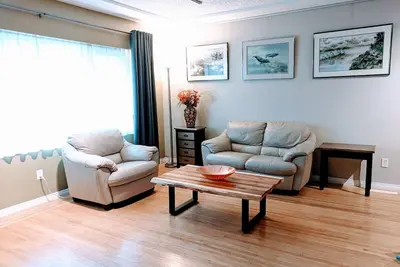 Image de Reste N paint! Spacieuse galerie suite privée à un emplacement idéal
