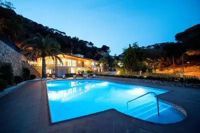 Image de Canyelles Beach Costa Brava -Included Activities- Capacity 22