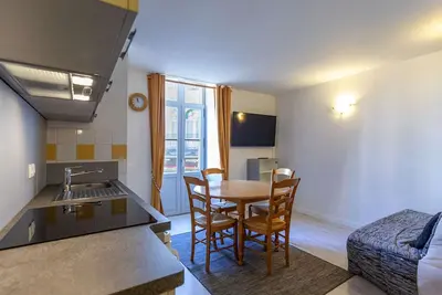 Image de Studio au cœur de Cauterets, 4 pers, 2 coins nuit, cuisine équipée, proche commodités et télécabine