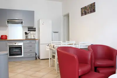 Image de Appartement cosy au cœur de La Rochelle, 2 chambres, proche commerces, wifi, local vélo