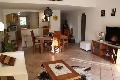 Image de Maison au calme direction plages de Pinarello
