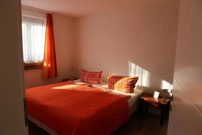 Image de Appartement près de Stralsund avec son propre lac, parc et animaux