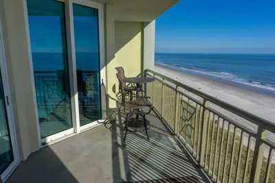 Image de Mvg 1013 Oceanfront, coin, côté sud