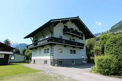 Image de Joli appartement pour 6 personnes avec Wifi, Tv, terrasse, vue panoramique et parking