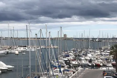 Image de Appartement vue port de plaisance et mer
