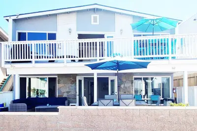Image de 51 personnes! Complexe Ocean View! 16 Chambres / 17 Vélos / Parking 9 voitures / WiFi / Lave-linge