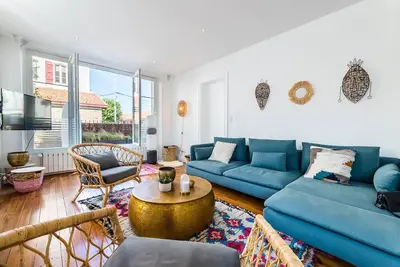 Image de Aloe • Keyweek Apt d'architecte à Biarritz avec terrasse et garage privé