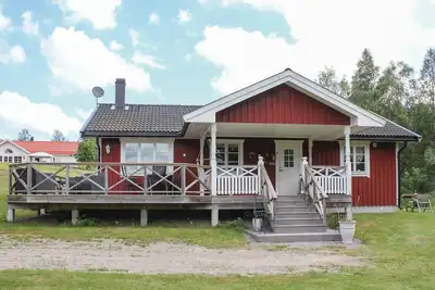Image de Belle maison Ă Svanskog avec cuisine
