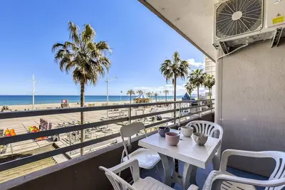 Image de Confortable appartement pour 4 personnes avec Wifi, climatisation, Tv et terrasse