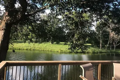 Image de Bungalow sur un lac près de St Louis Mo
