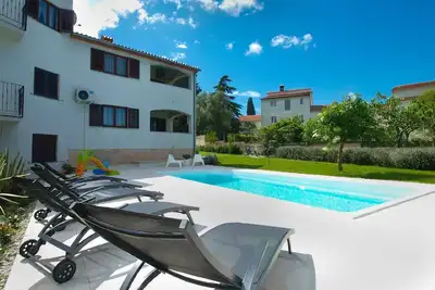 Image de Appartement de vacances Pula pour 1 - 6 personnes avec 2 chambres à coucher - Appartement de vacance