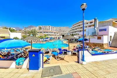 Image de Appartement d'une chambre confortable dans le complexe San Eugenio Garden City, Costa Adeje