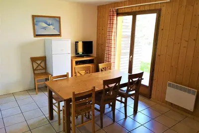 Image de Chalet, 150m du centre station, vue montagne, remise en forme, piscine, terrasse, parking