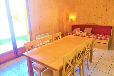 Image de Chalet, 150m du centre station, remise en forme, piscine, terrasse, parking, télévision