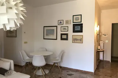 Image de Appartement moderne à Gardone avec balcon et Tg à proximité immédiate du lac de Garde