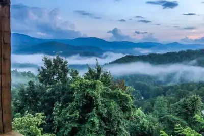 Image de Difficile à croire Vues Gsmnp / Near DwTn Gatlinburg