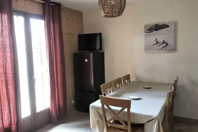 Image de Chalet, 150m du centre station, vue montagne, remise en forme, piscine, terrasse, parking